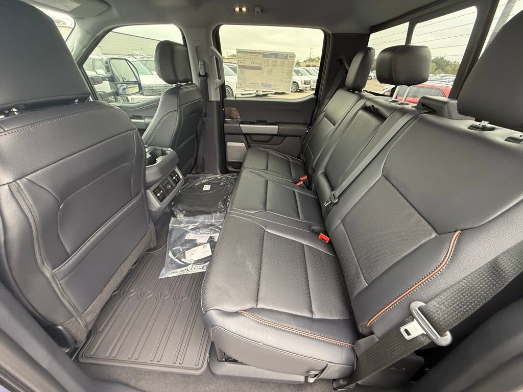 New 2026 Ford F250 Lariat w/ Black Appearance Package image 17