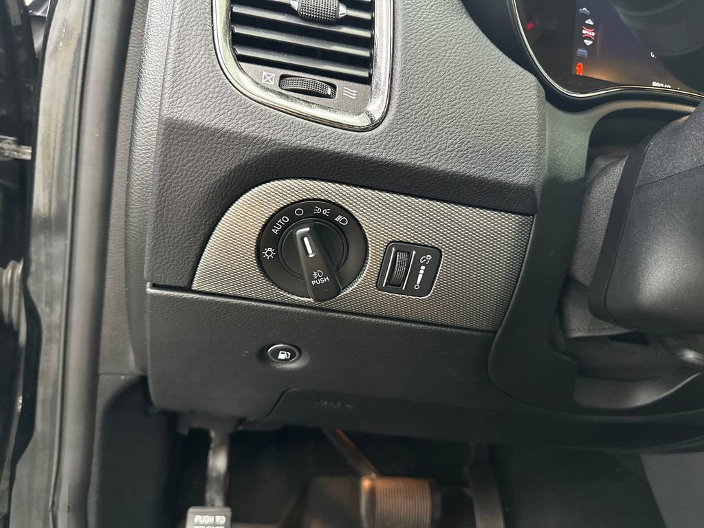 Used 2020 Dodge Durango GT AWD/4WD image 35