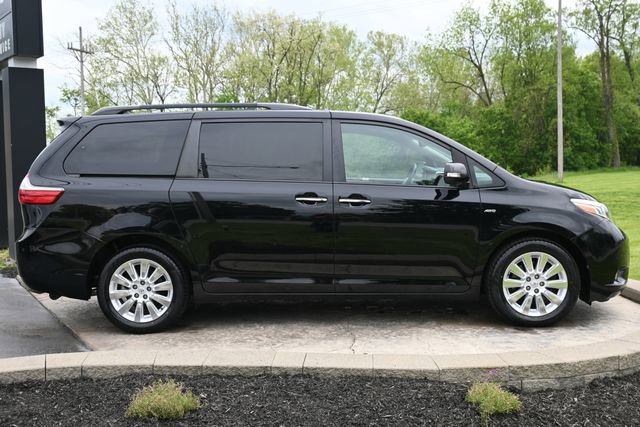 Used 2016 Toyota Sienna Limited Premium AWD/4WD image 4