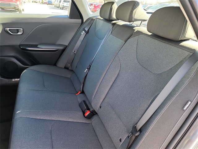 New 2025 Kia K4 LXS image 14