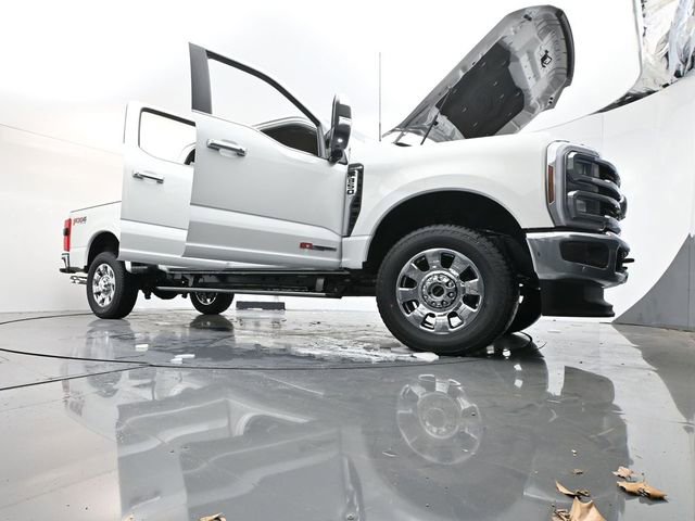 New 2026 Ford F350 King Ranch w/ Chrome Package image 34