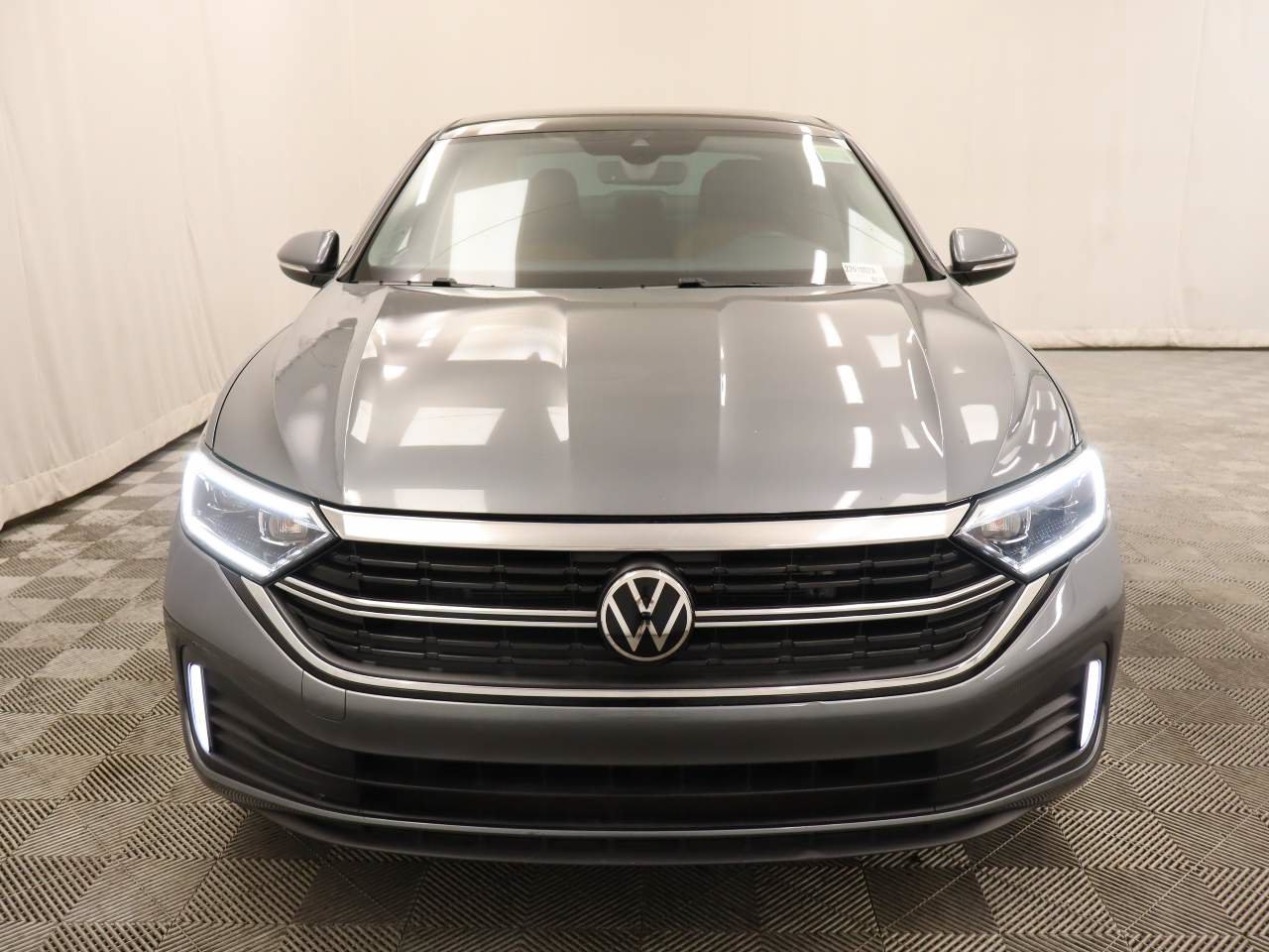 Used 2024 Volkswagen Jetta SEL FWD image 5