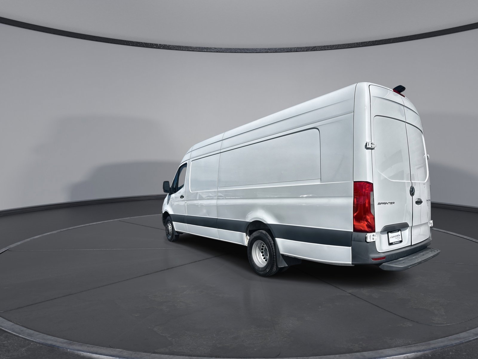 Used 2023 Mercedes-Benz Sprinter 3500 image 12
