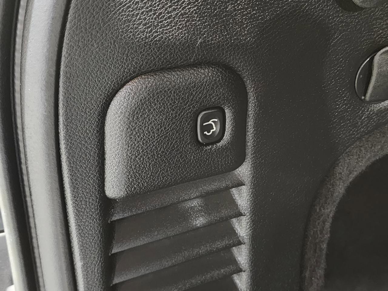 Used 2019 Jeep Grand Cherokee Trackhawk image 38