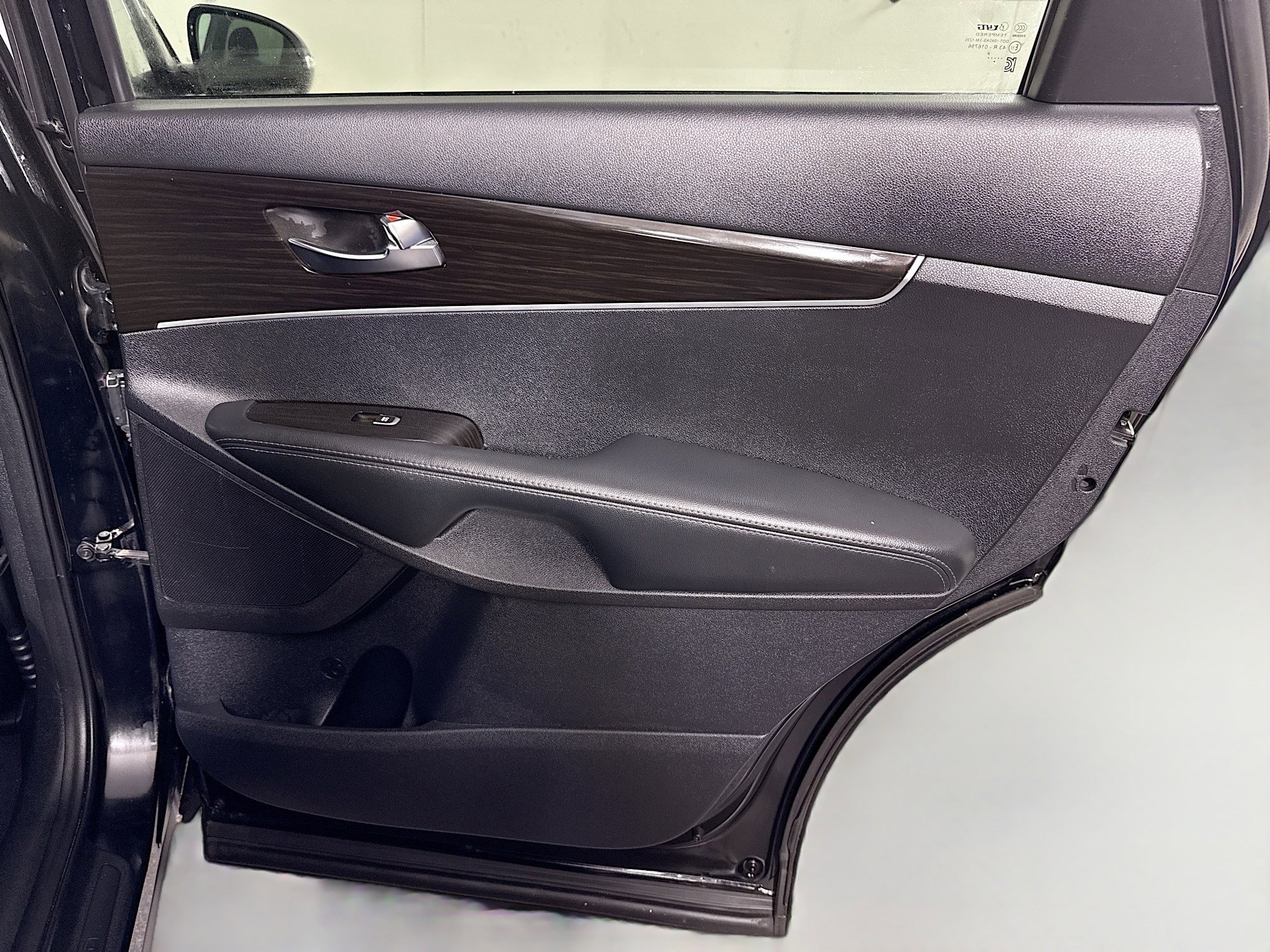 Used 2020 Kia Sorento LX image 34