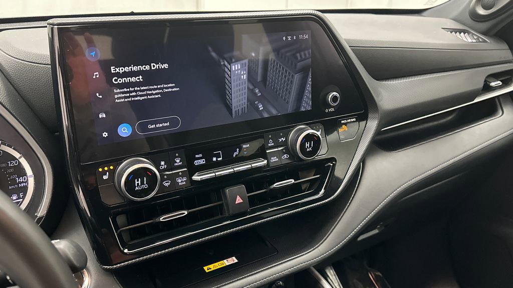 Used 2023 Toyota Highlander XSE image 14