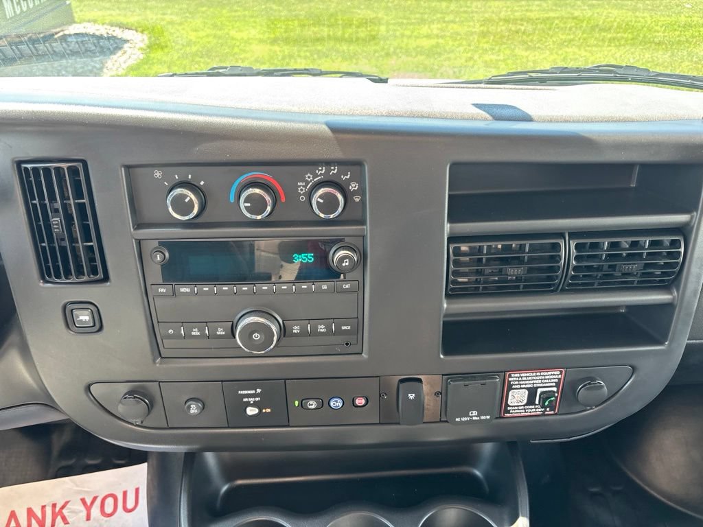 New 2026 Chevrolet Express 4500 w/ Power Convenience Package RWD image 10