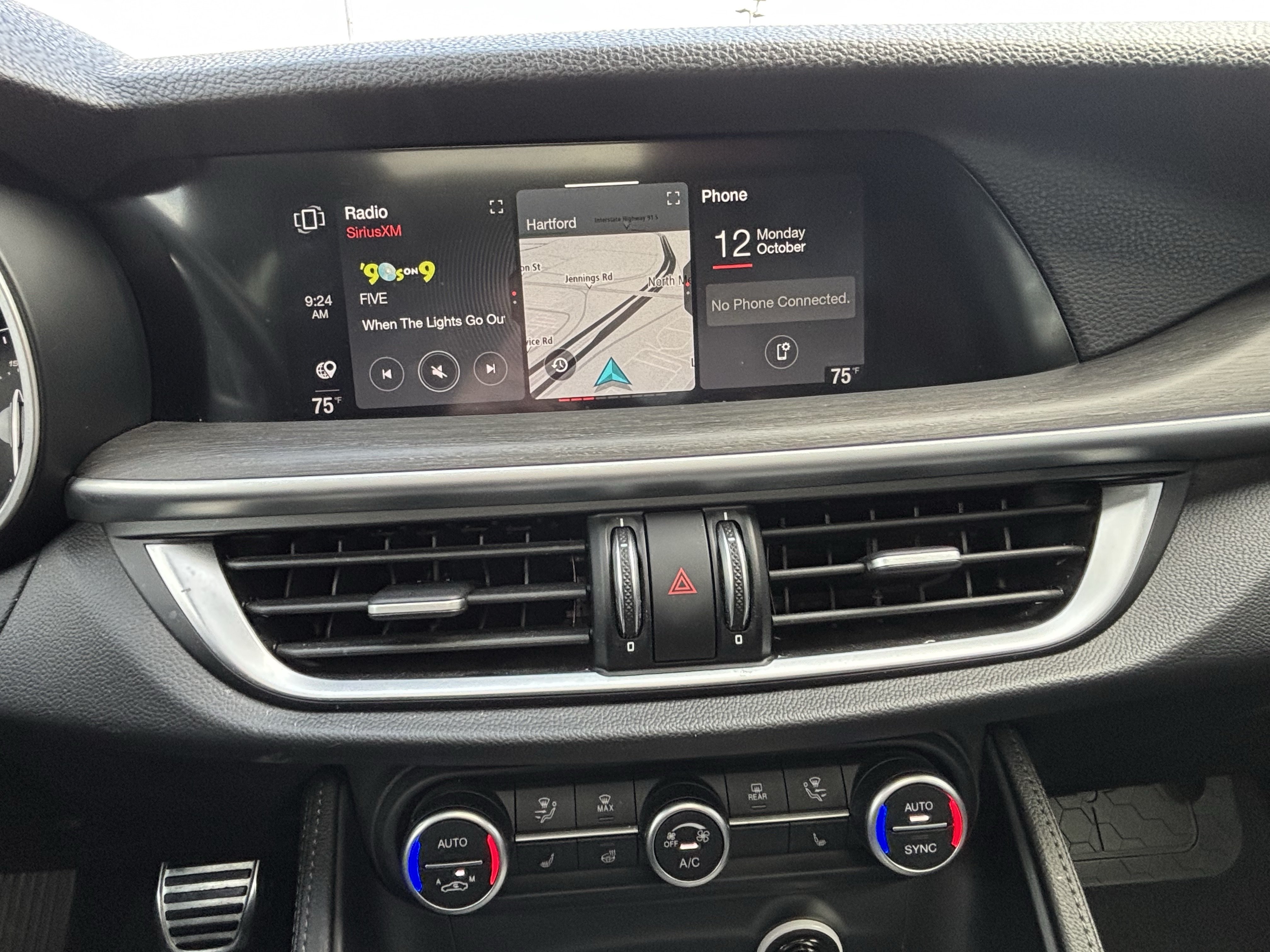 Certified 2023 Alfa Romeo Stelvio Ti AWD/4WD image 24