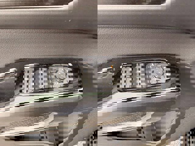 New 2026 Nissan Pathfinder SL image 11