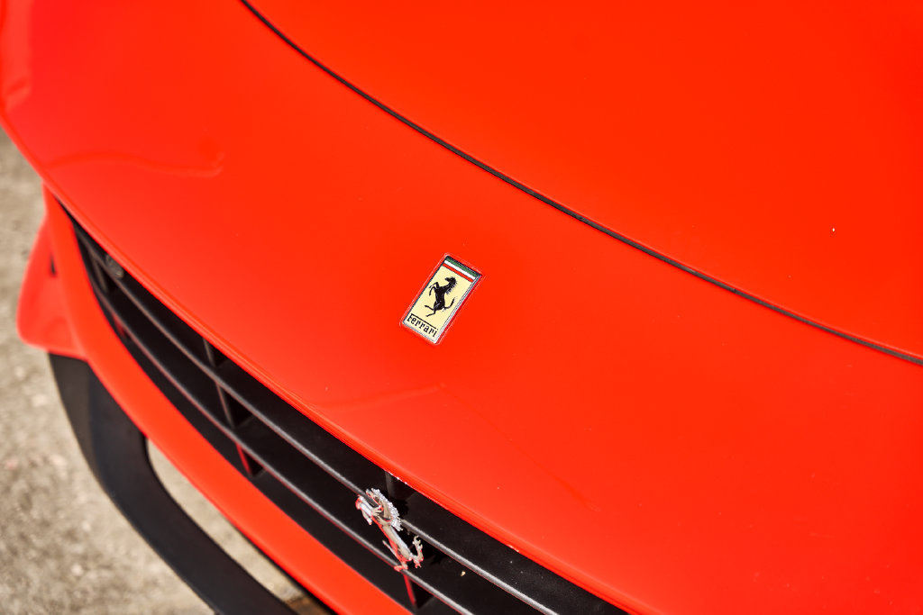 Used 2016 Ferrari F12 Berlinetta RWD image 6