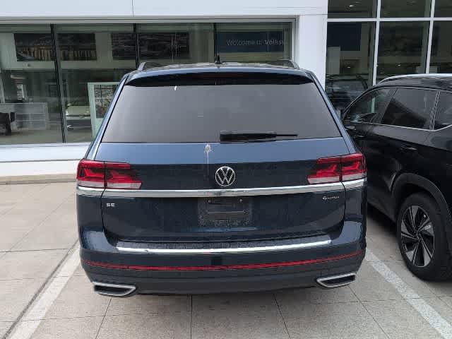Used 2023 Volkswagen Atlas SE AWD/4WD image 3