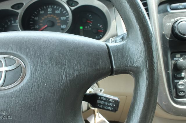 Used 2001 Toyota Highlander 2WD w/ Quick-Order Pkg image 21