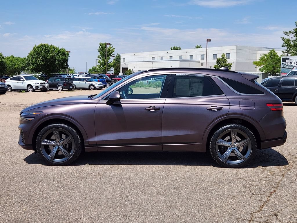 Used 2023 Genesis GV70 3.5T Sport w/ Sport Prestige Package AWD/4WD image 2