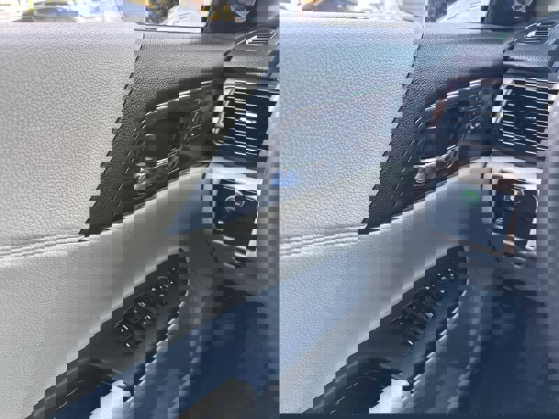 Used 2017 Honda Accord EX-L image 36