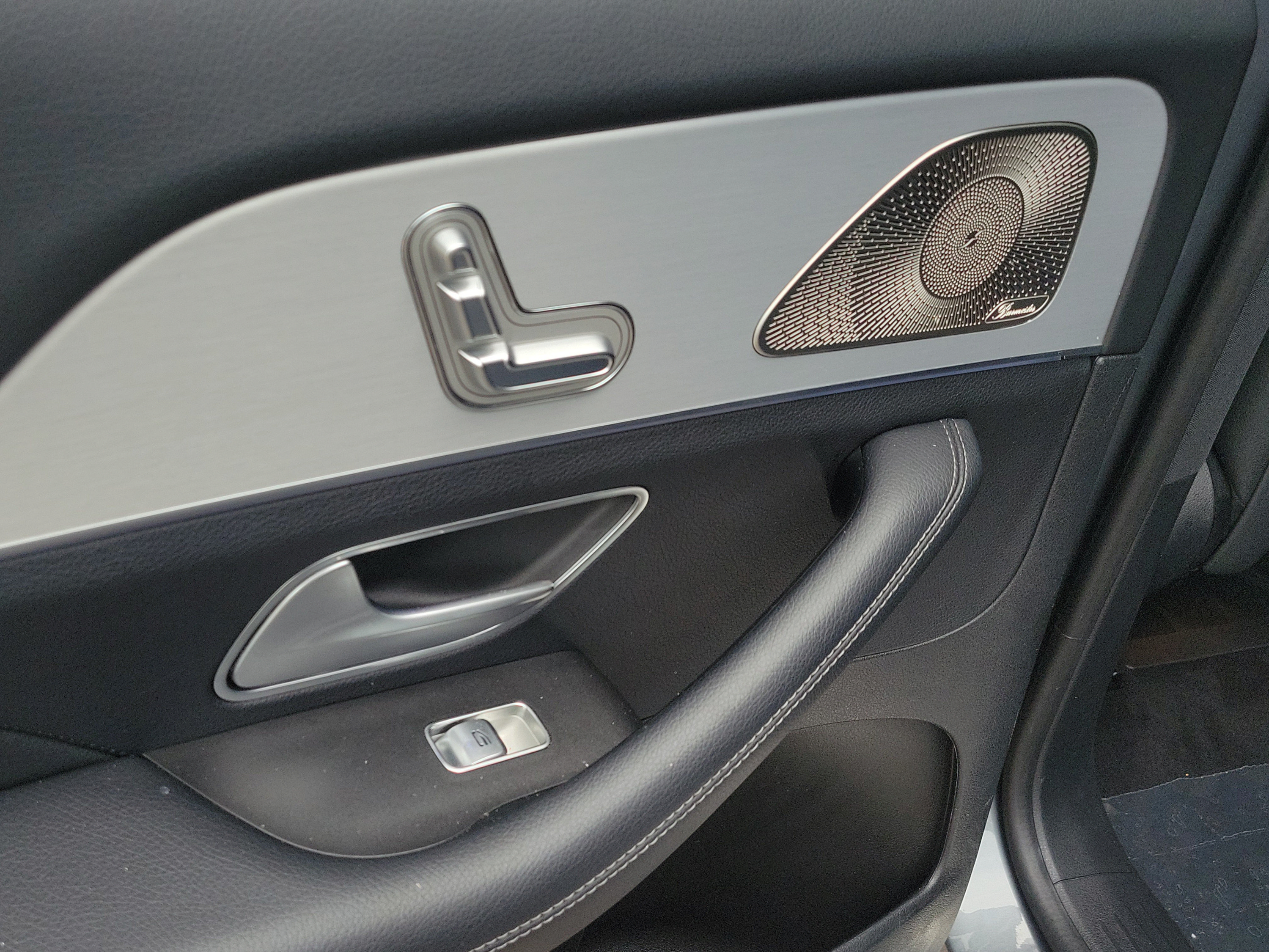 Certified 2024 Mercedes-Benz GLS 450 4MATIC image 12