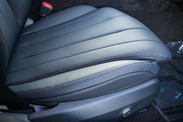 New 2026 Mercedes-Benz E 350 4MATIC Sedan image 34