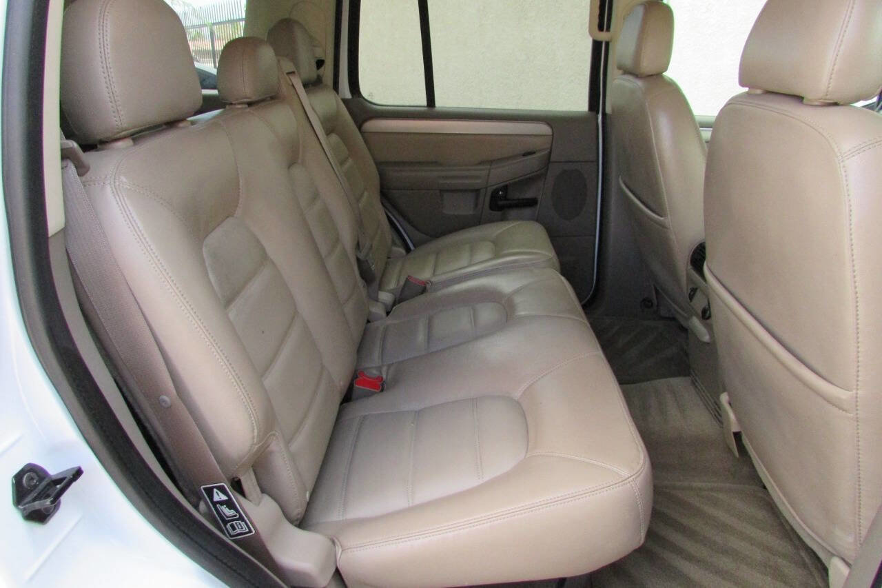 Used 2003 Ford Explorer Sport XLT image 32