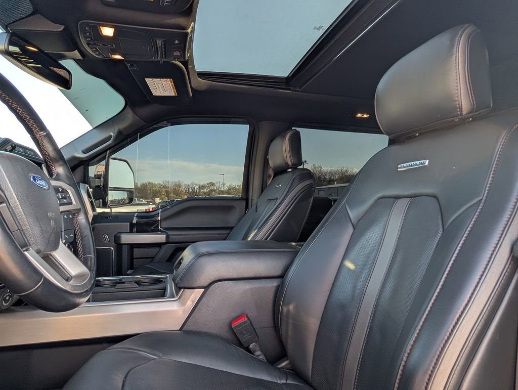 Used 2022 Ford F350 Platinum w/ Tremor Off-Road Package image 16