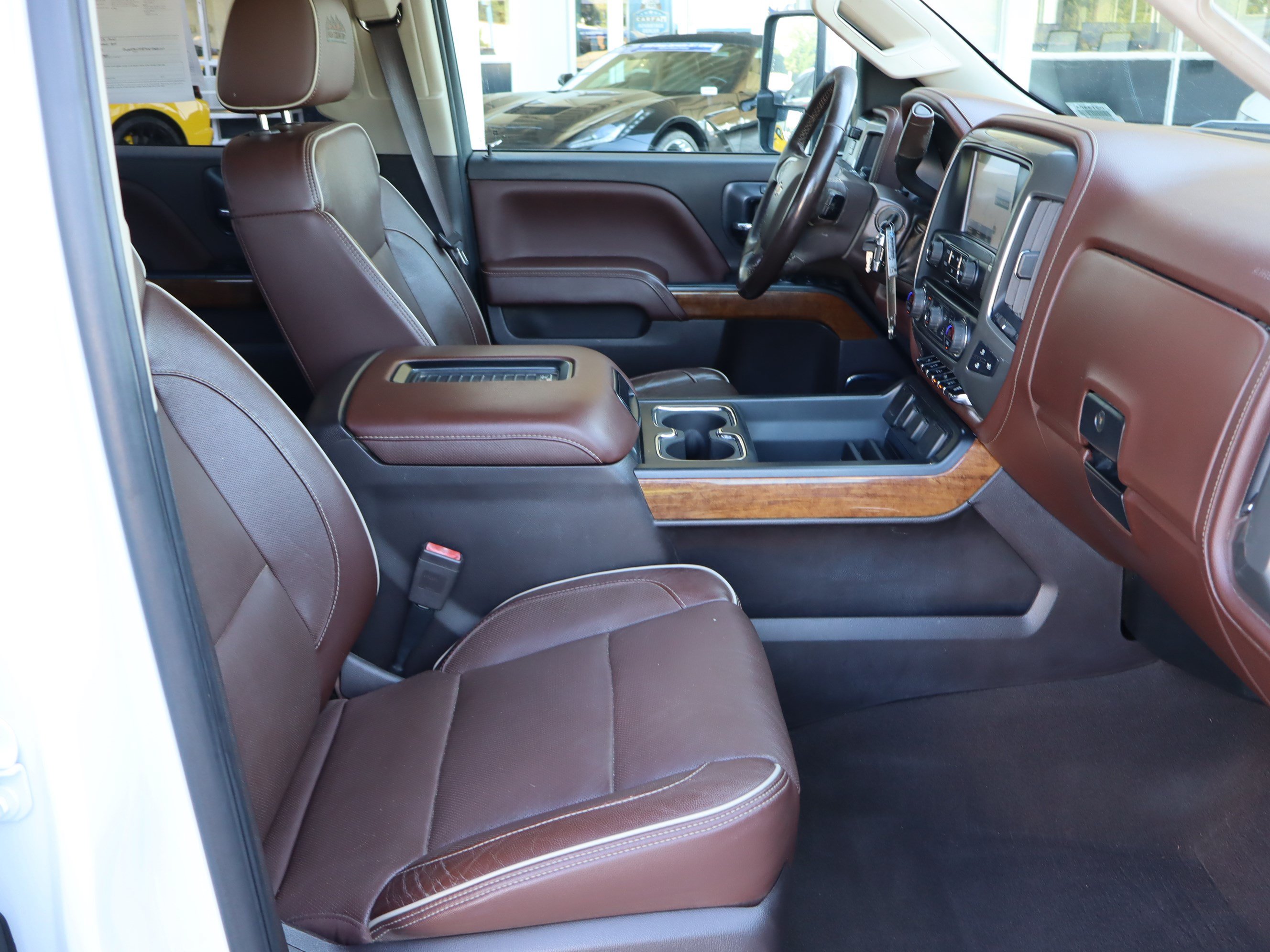 Used 2019 Chevrolet Silverado 2500 High Country w/ Duramax Plus Package AWD/4WD image 39
