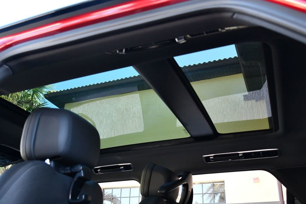 Used 2024 Land Rover Range Rover Sport Dynamic SE image 58