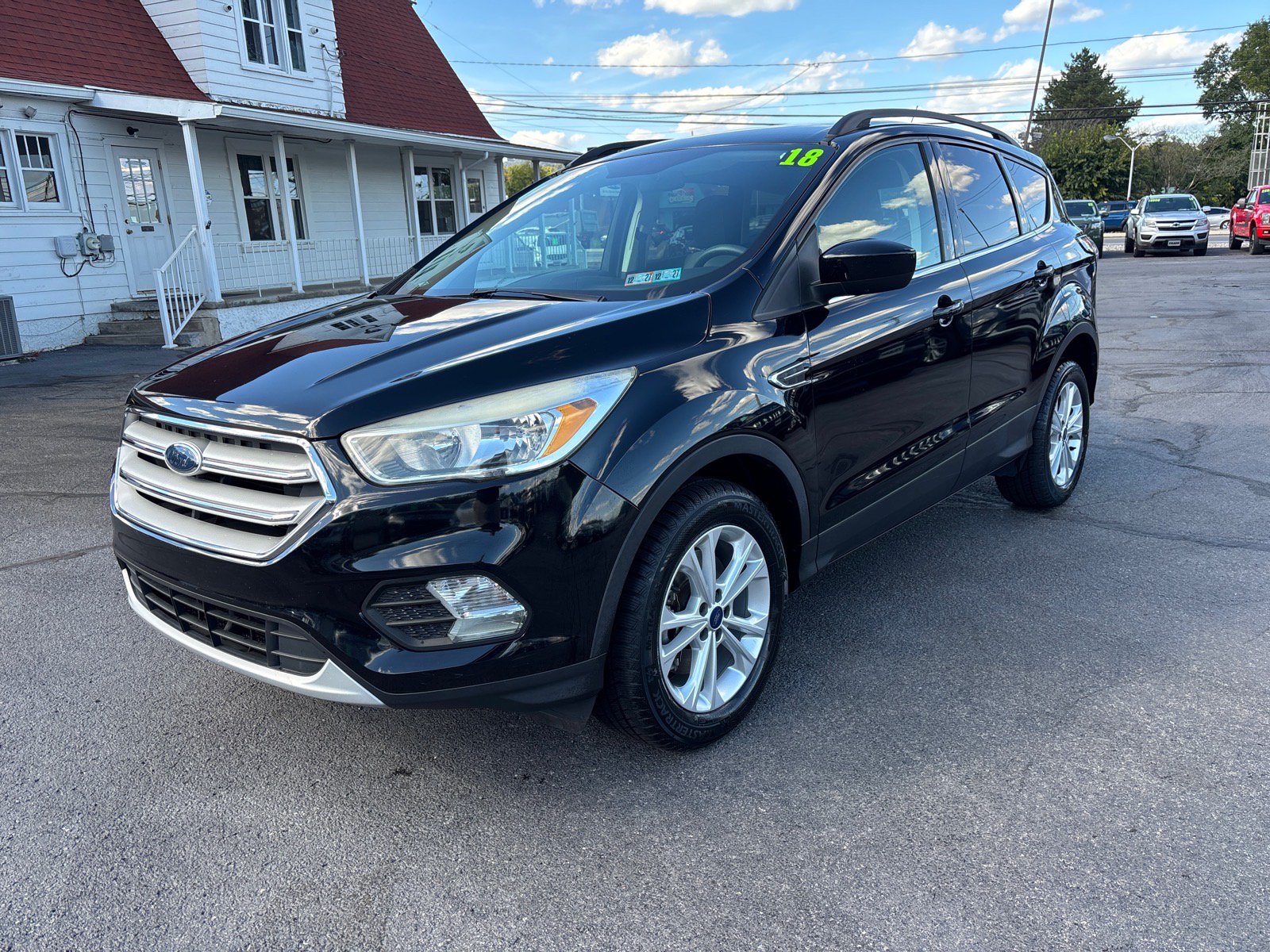 Used 2018 Ford Escape SE AWD/4WD image 3