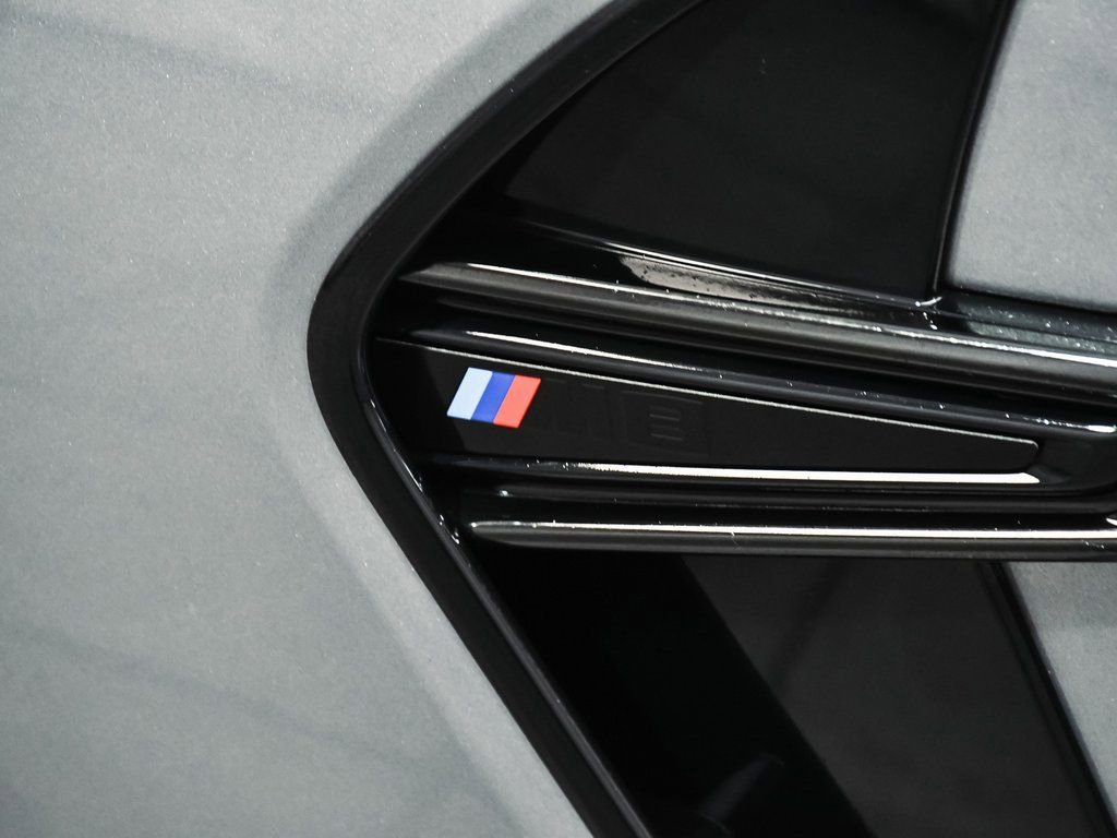 Used 2023 BMW M8 Competition image 99