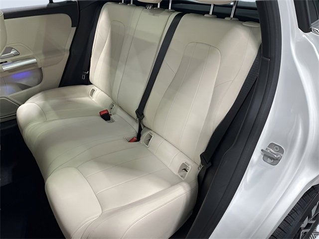 Used 2025 Mercedes-Benz GLA 250 4MATIC image 32