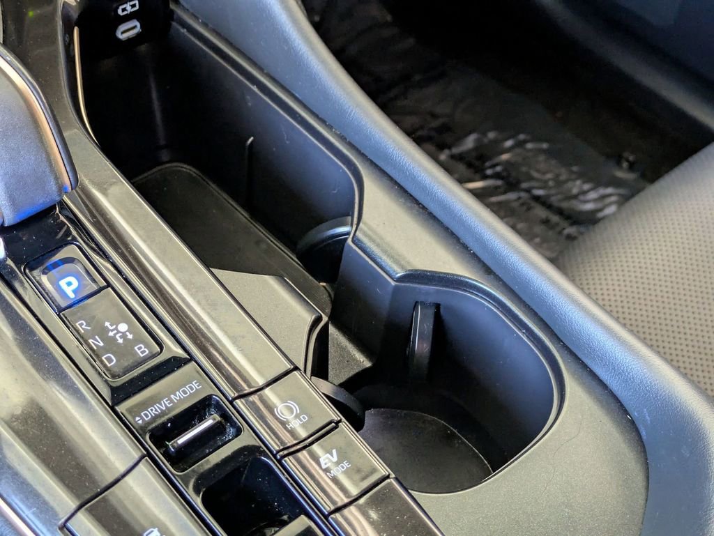 Used 2024 Toyota Crown AWD/4WD image 19