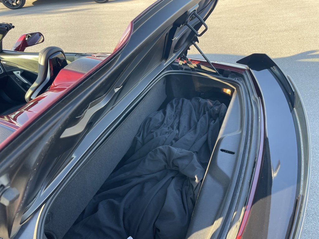 Used 2016 Chevrolet Corvette Z06 w/ 3LZ Preferred Equipment Group image 26