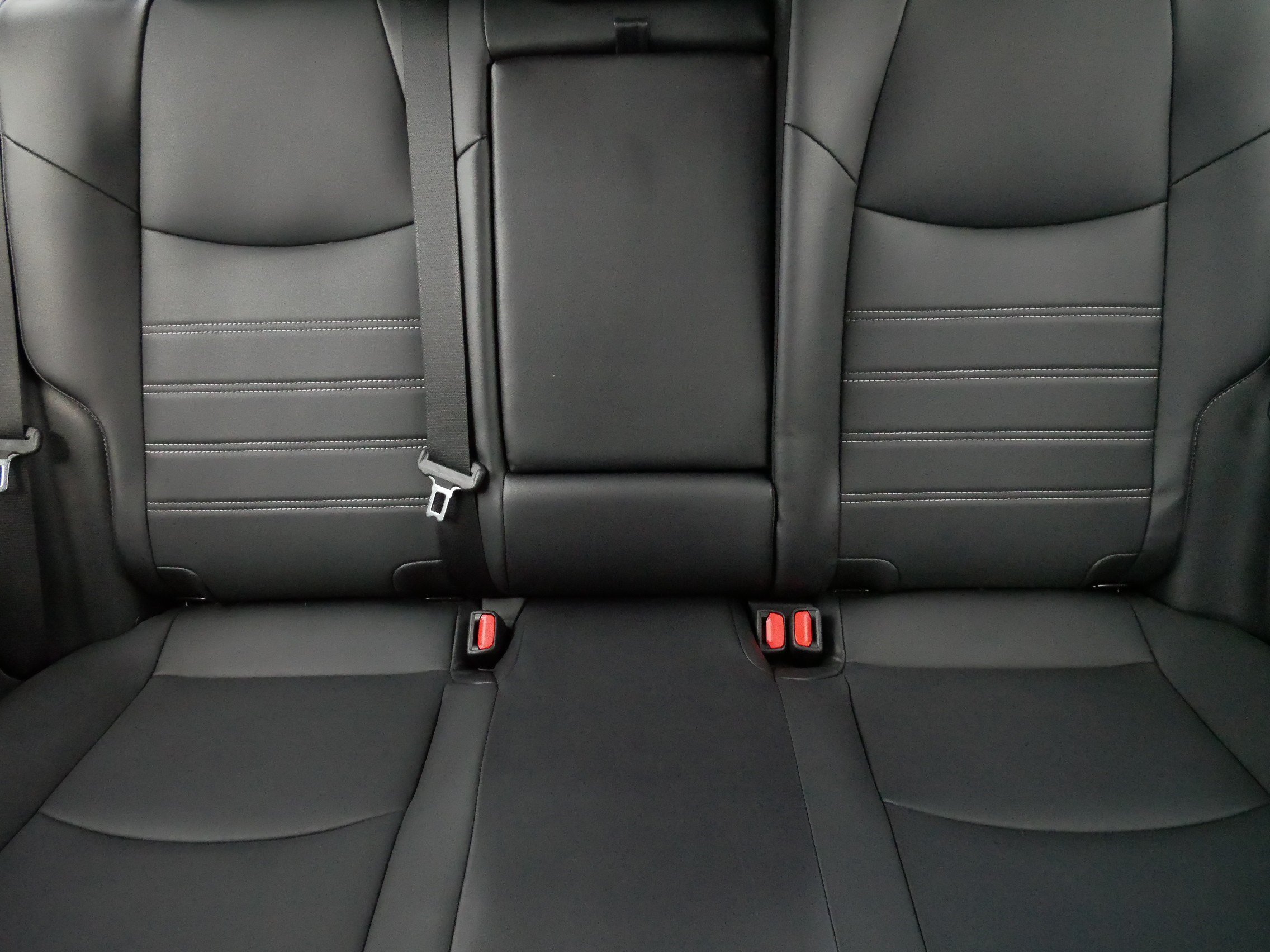 Certified 2023 Toyota RAV4 XLE Premium AWD/4WD image 13