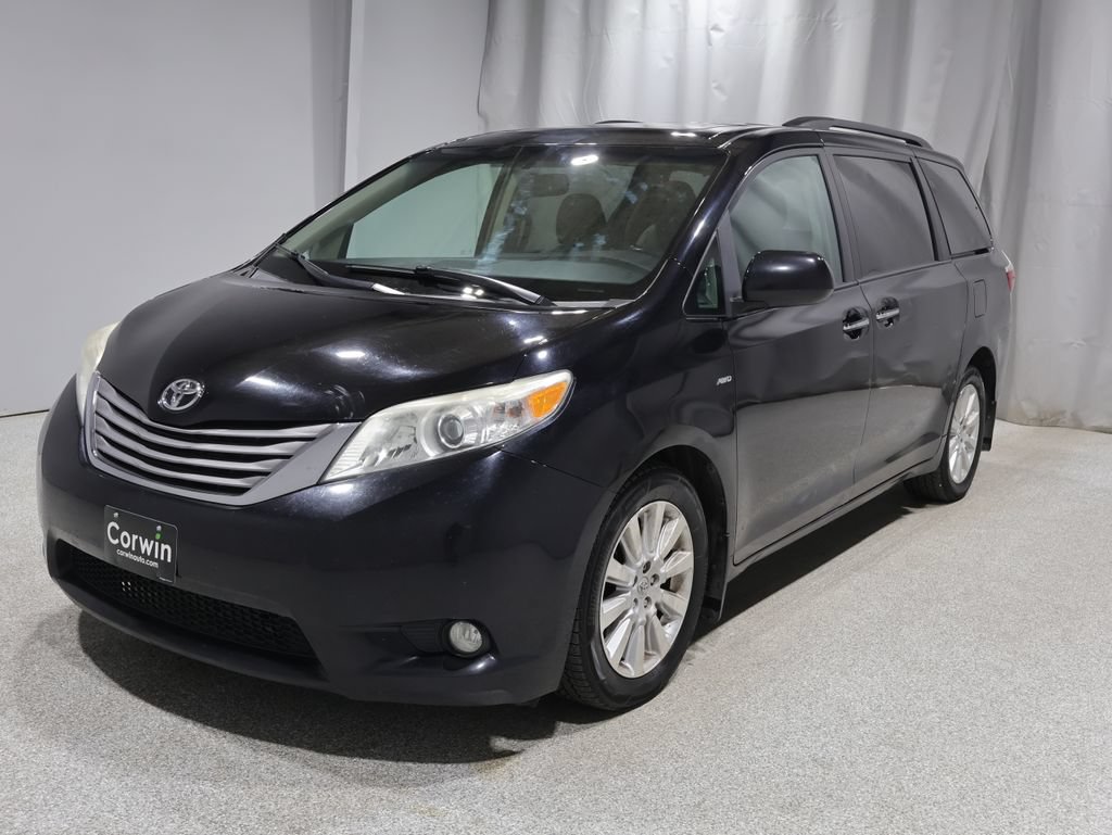 Used 2025 Hyundai Santa Fe Calligraphy AWD/4WD image 8