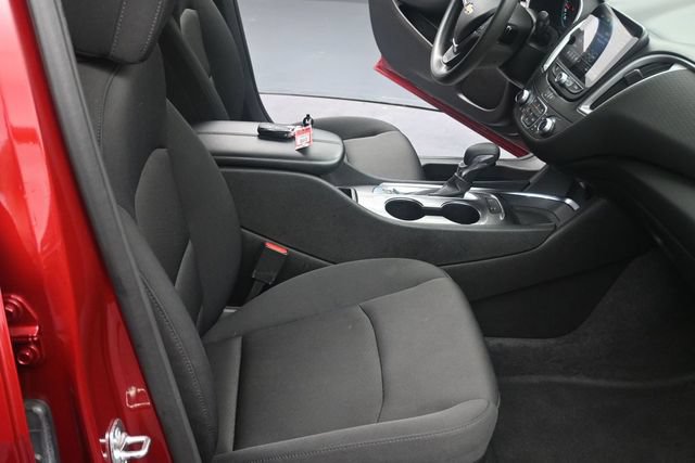 Used 2024 Chevrolet Malibu LT FWD image 19