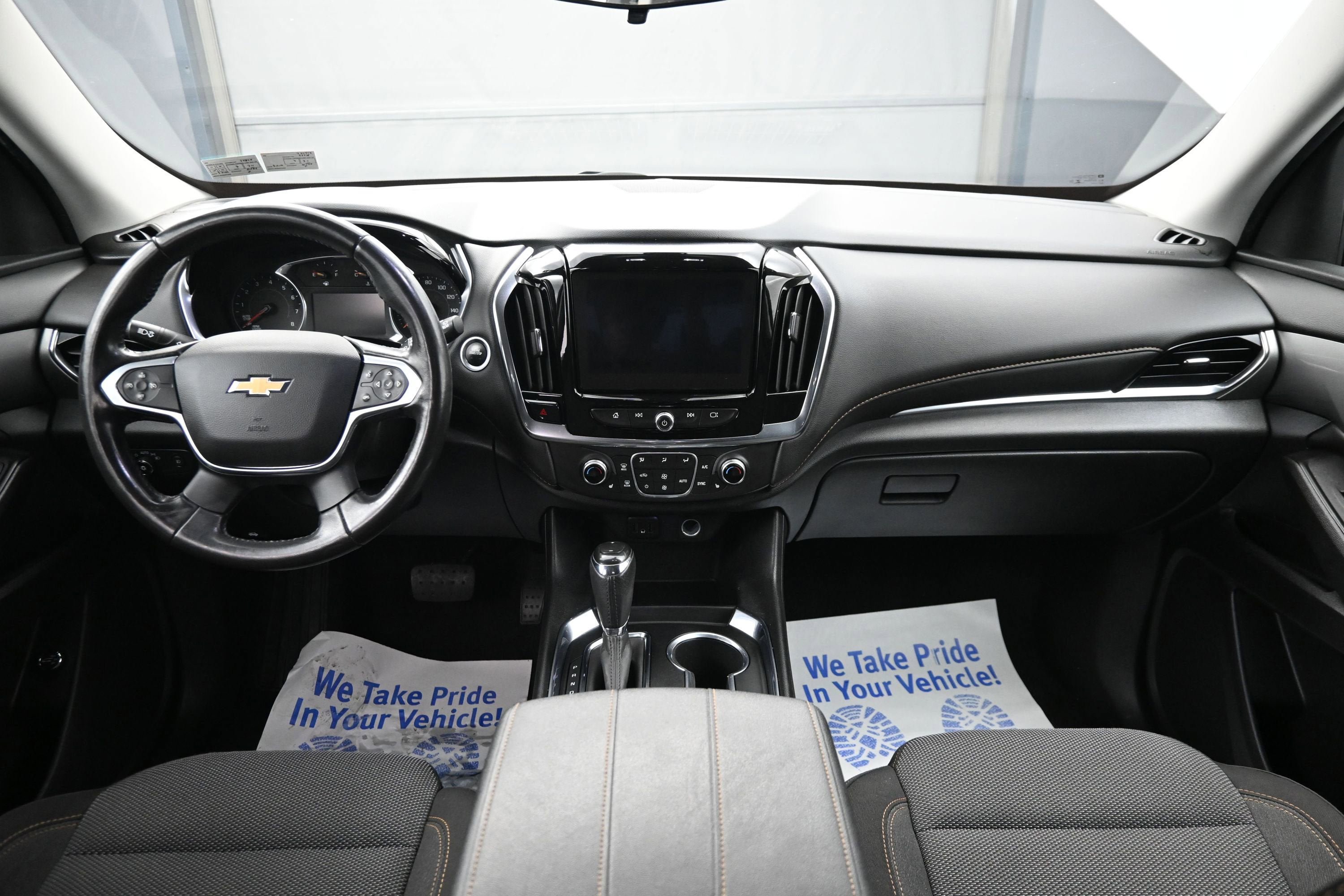 Used 2020 Chevrolet Traverse LT FWD image 21