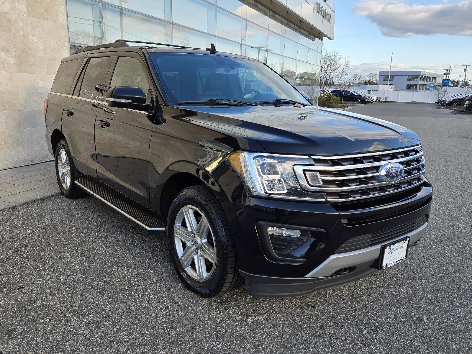 Used 2021 Ford Expedition XLT image 16