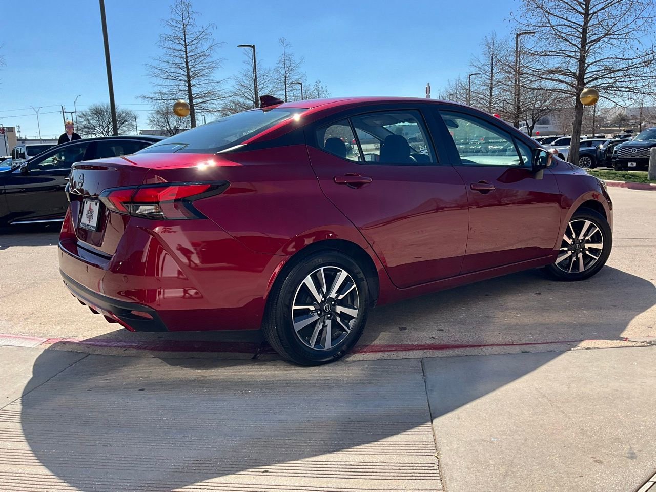 Used 2025 Nissan Versa SV image 6