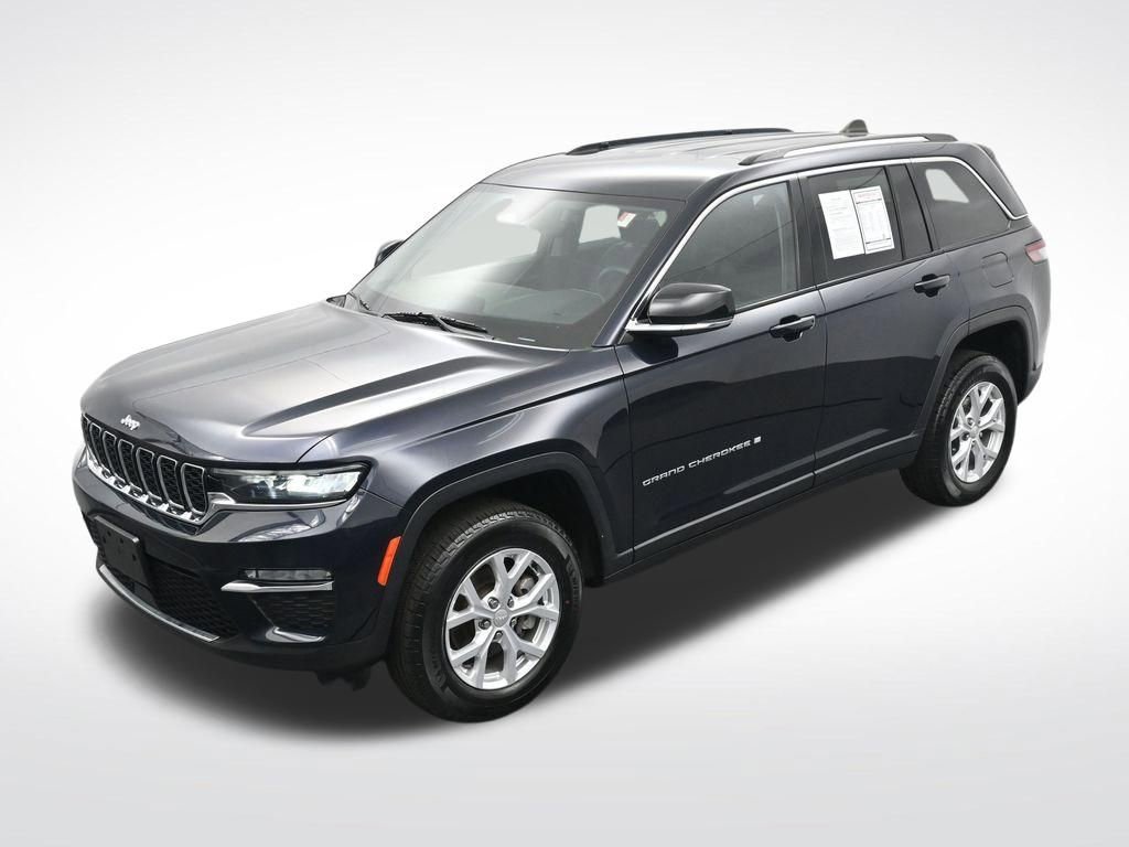 Used 2023 Jeep Grand Cherokee Limited AWD/4WD image 22