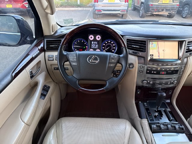 Used 2009 Lexus LX 570 4WD image 30