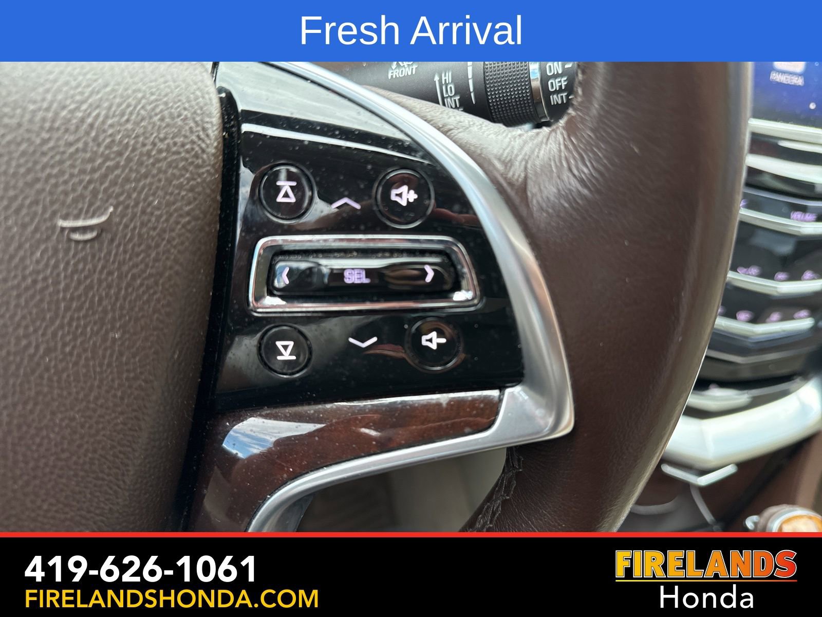 Used 2014 Cadillac SRX Luxury FWD image 18