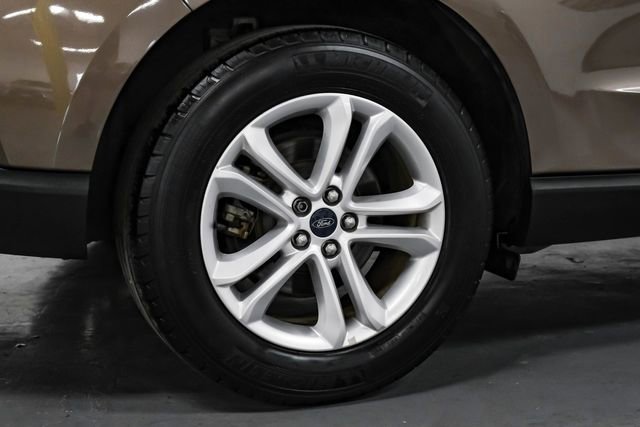 Used 2019 Ford Edge SEL w/ Equipment Group 201A image 55