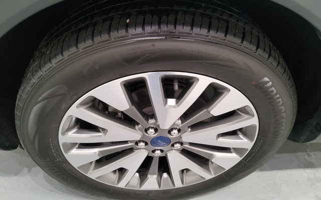 Used 2022 Ford Escape Titanium w/ Class II Trailer Tow Package image 44