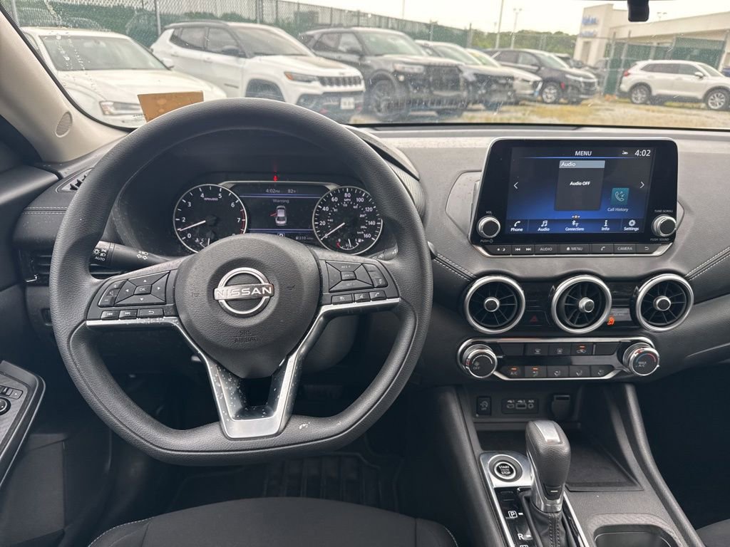 Used 2025 Nissan Sentra SV image 15