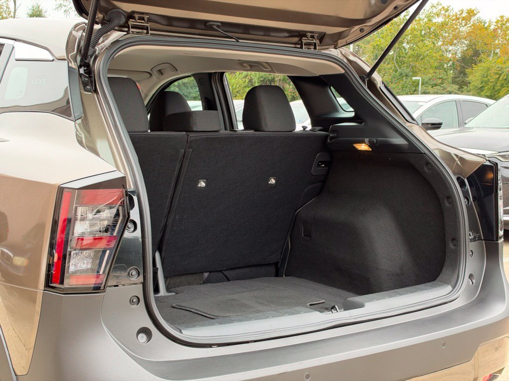 Used 2026 Nissan Kicks S FWD image 34