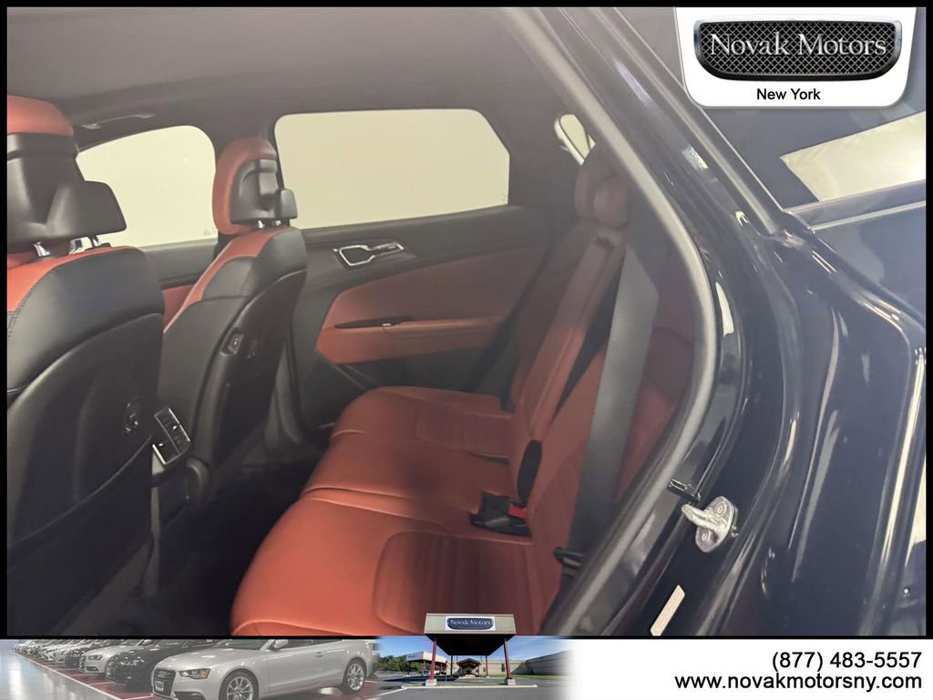 Used 2023 Kia Sportage SX FWD image 11