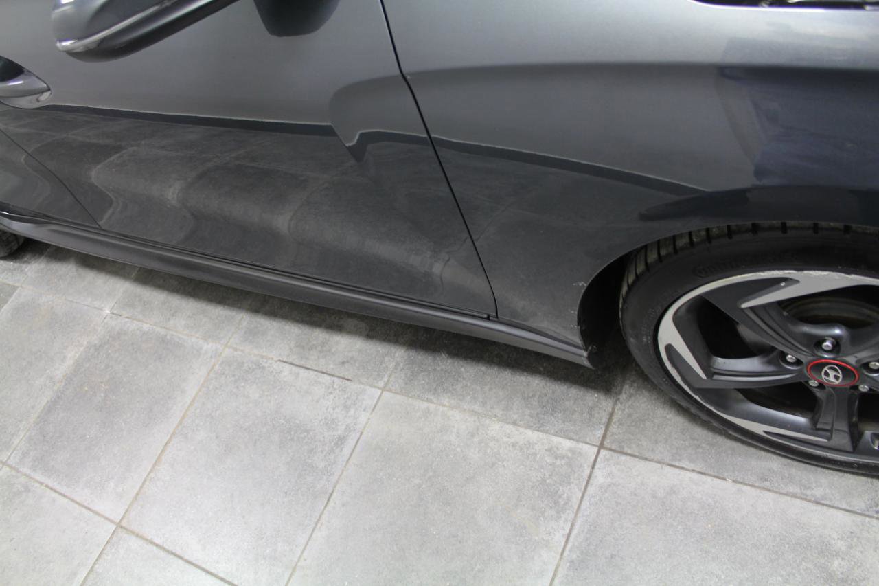 Used 2019 Hyundai Veloster Turbo image 32