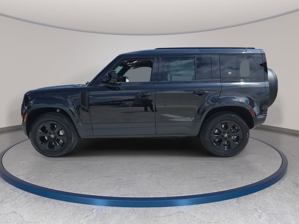 Certified 2024 Land Rover Defender 110 S AWD/4WD image 8
