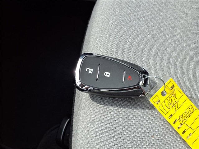 Used 2022 Chevrolet Equinox LS w/ LS Convenience Package image 16