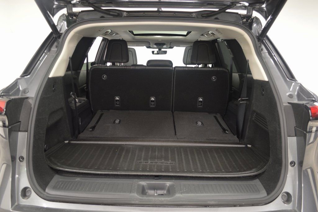 Certified 2026 INFINITI QX60 Luxe w/ Cargo Package AWD/4WD image 44