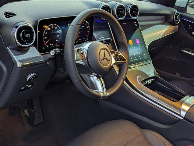 New 2025 Mercedes-Benz GLC 300 video 3