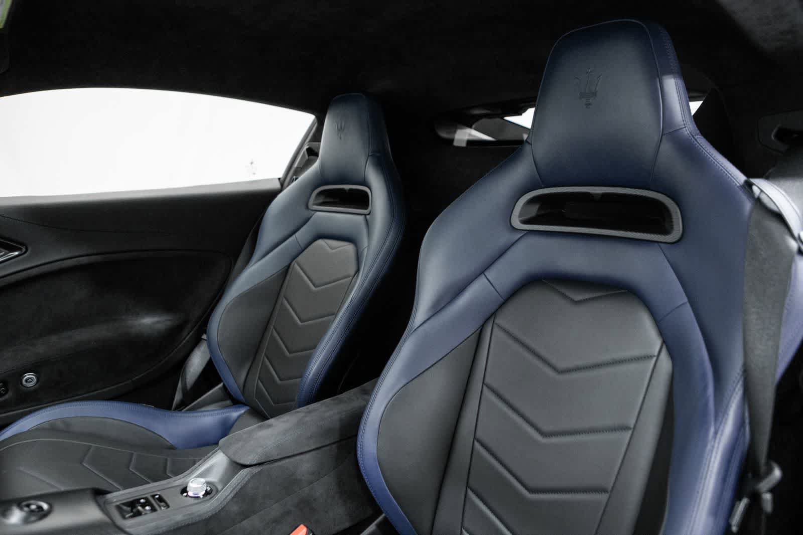 Used 2023 Maserati MC20 Coupe RWD image 5