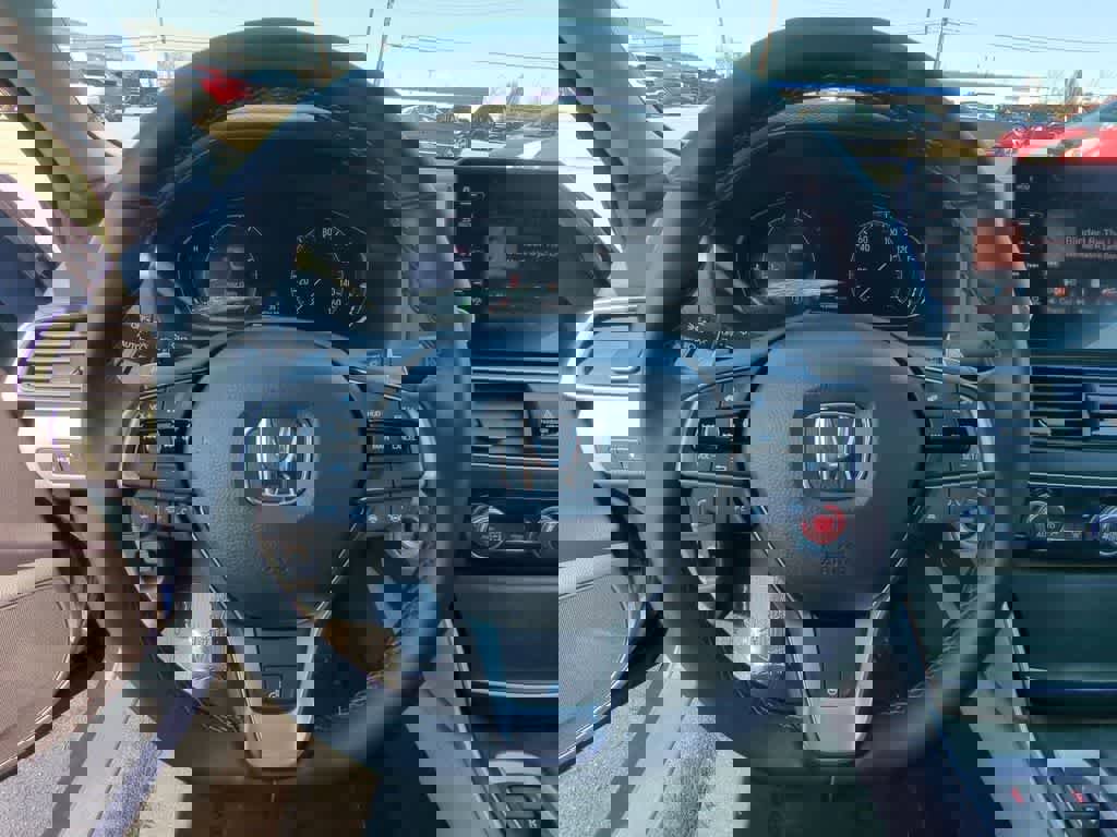 Used 2018 Honda Accord Touring image 21